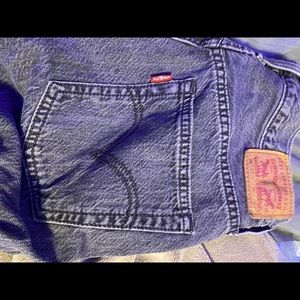 AUTHENTIC NEVER WORN LEVI BOYFRIEND JEANS